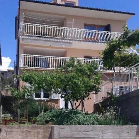 Paolo Apartment *